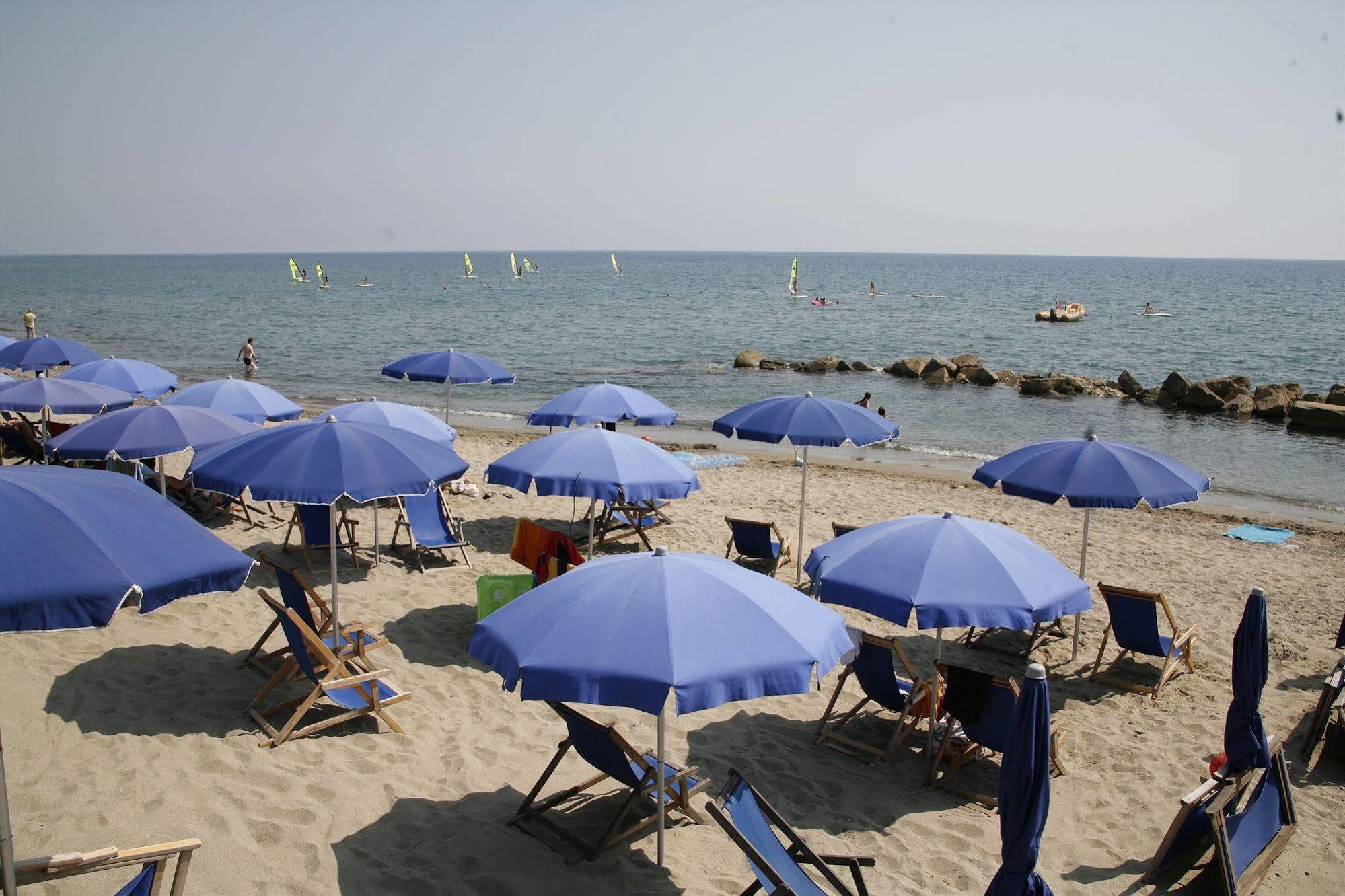 Hotel Leucosya Marina Di Casal Velino Exterior photo